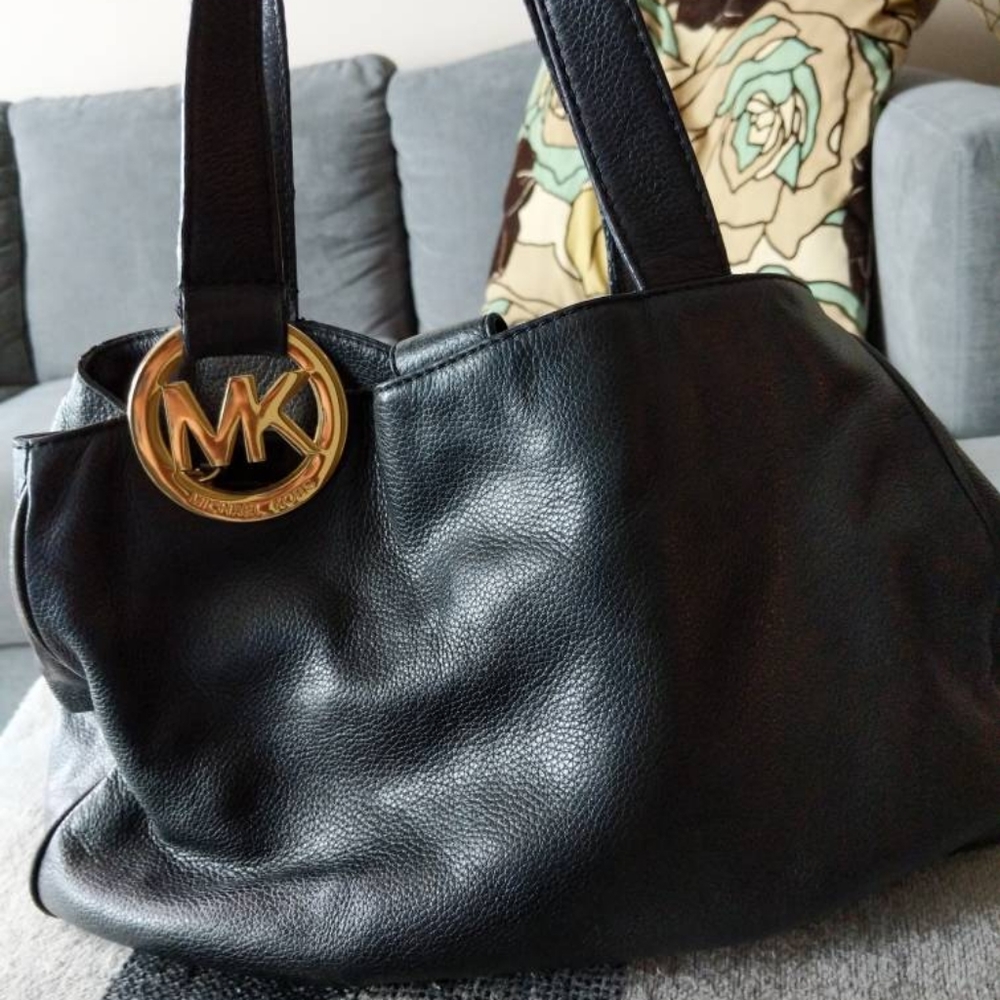 Michael Kors Fulton leather purse